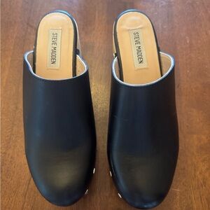 Steve Madden Classic Black Mules